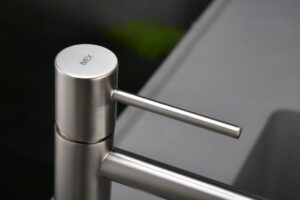 BDM039-1NQ-MANETA-scaled